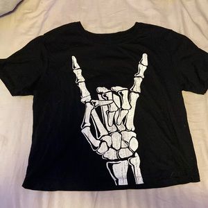 Glow in the dark skeleton hand shirt